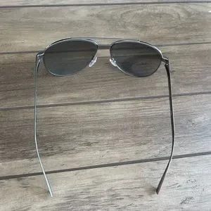 Versace | Accessories | New Versace Aviator Sunglasses Style  display picture 2